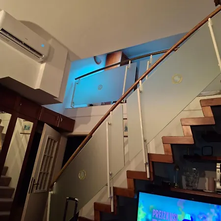 Apartment Golf Crystal Drop